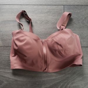 Victoria's secret sports bra